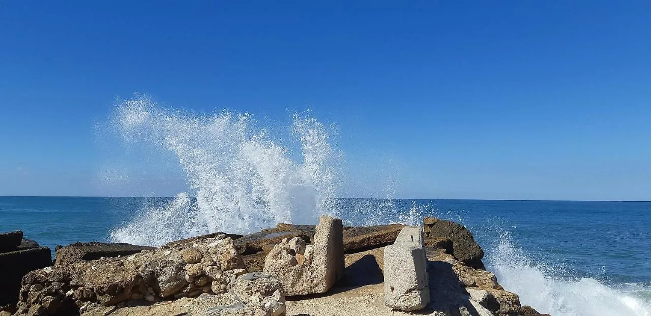 Апартаменты Etis Garden Seafront Хайфа